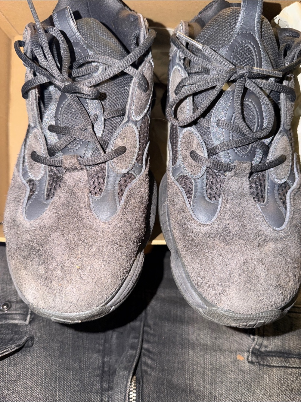 Men's Yeezy 500 Suede Athletic Sneakers - Charcoal Gray